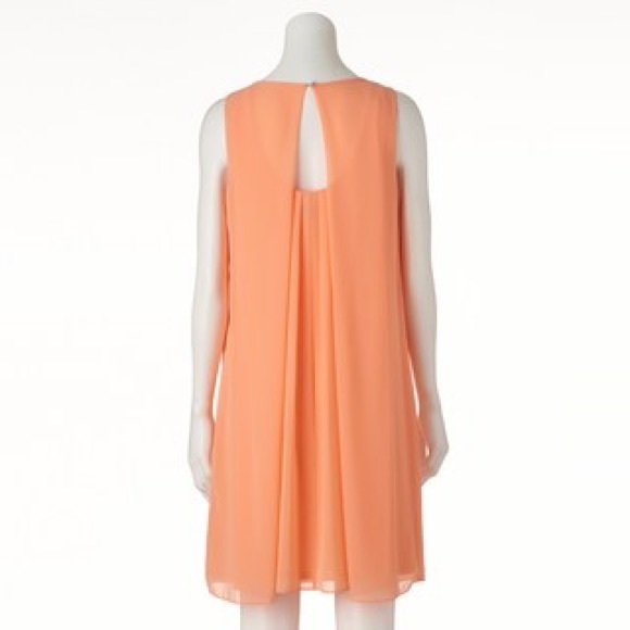 Beautiful cantaloupe chiffon dress - Picture 2 of 7